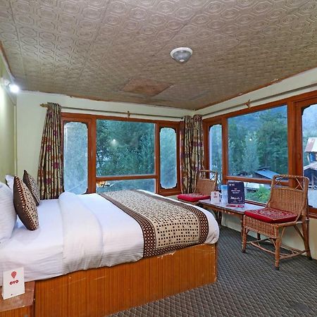 Oyo 18416 Hotel Park Palace Pahalgam Ngoại thất bức ảnh