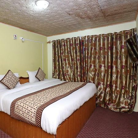 Oyo 18416 Hotel Park Palace Pahalgam Ngoại thất bức ảnh