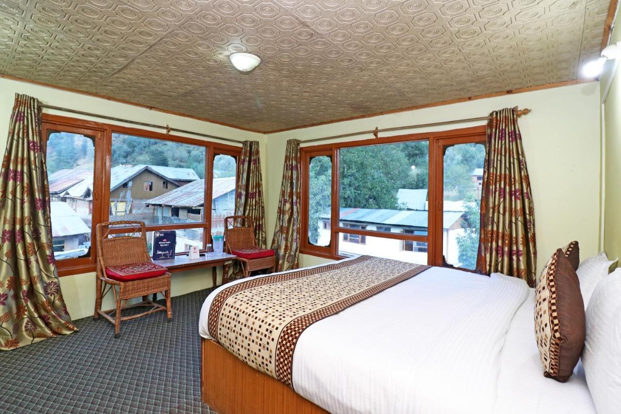 Oyo 18416 Hotel Park Palace Pahalgam Ngoại thất bức ảnh