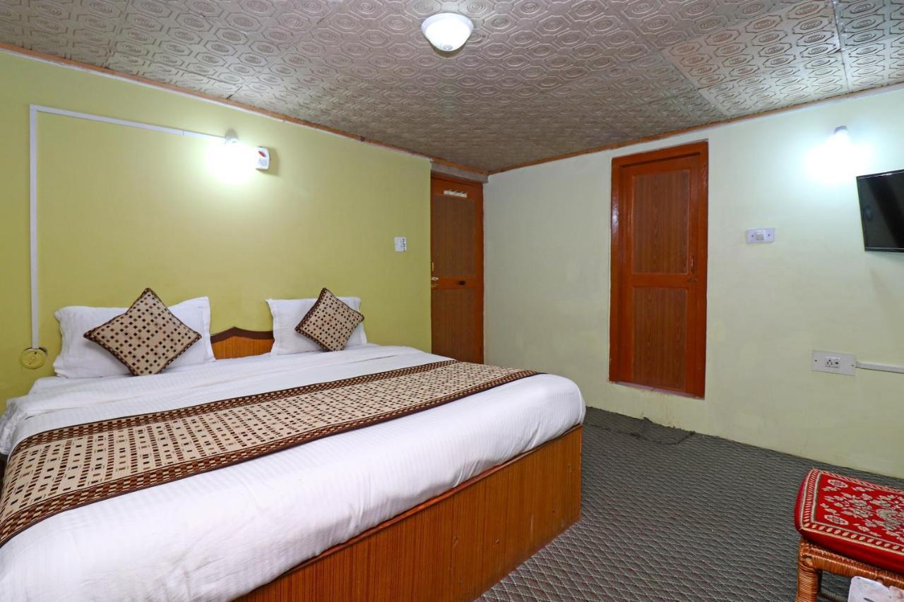 Oyo 18416 Hotel Park Palace Pahalgam Ngoại thất bức ảnh