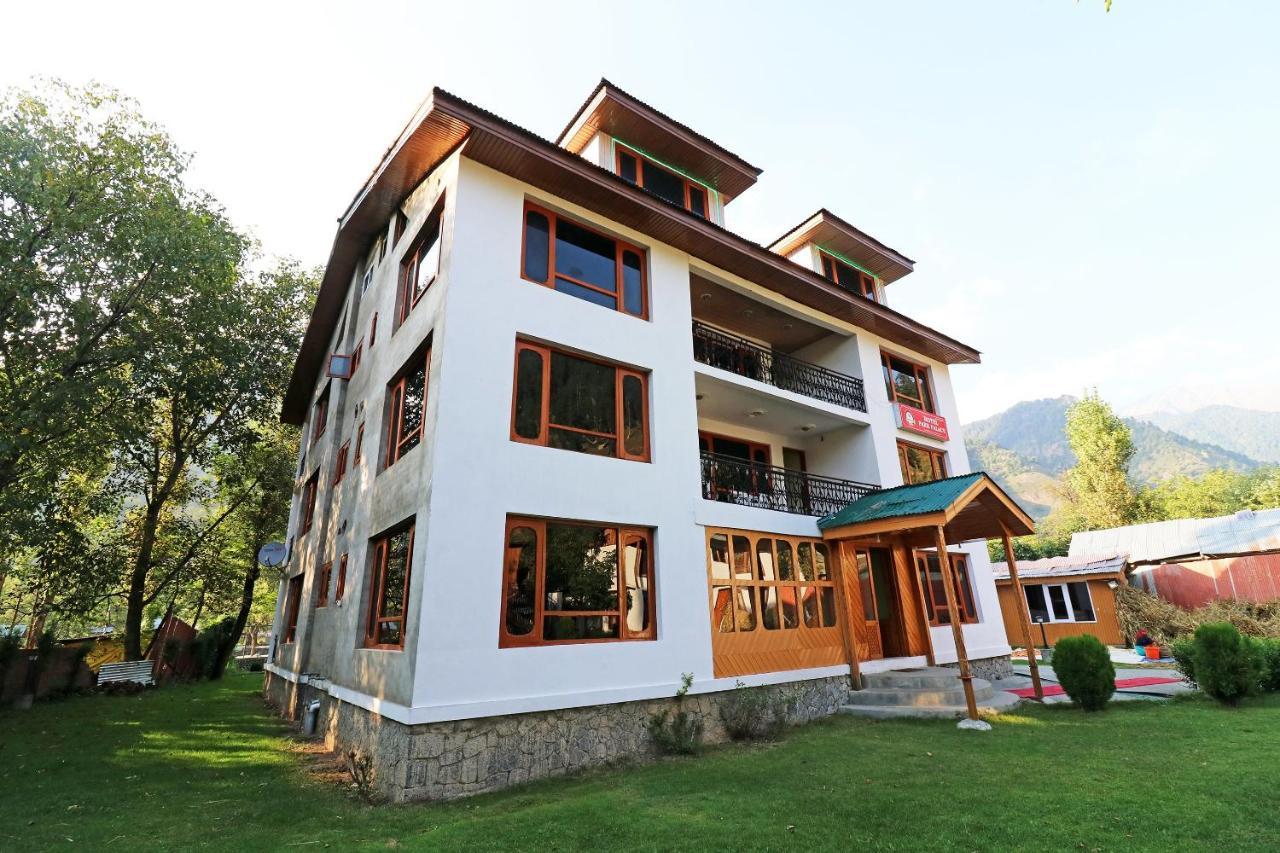 Oyo 18416 Hotel Park Palace Pahalgam Ngoại thất bức ảnh