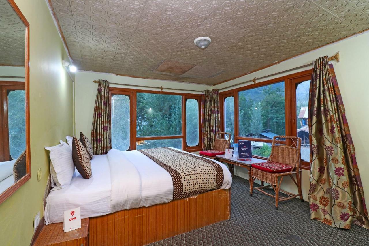 Oyo 18416 Hotel Park Palace Pahalgam Ngoại thất bức ảnh